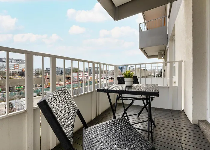 Modern With Balcony & Parking Mokotow By Renters Διαμέρισμα *