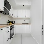 Modern With Balcony & Parking Mokotow By Renters