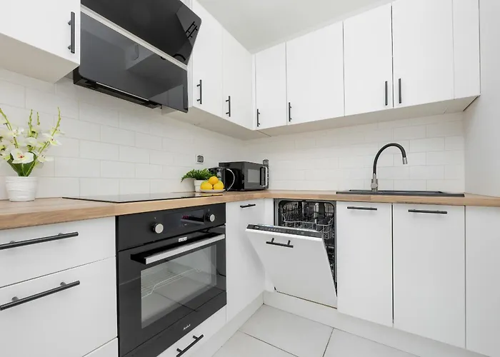 Apartamento Modern With Balcony & Parking Mokotow By Renters *